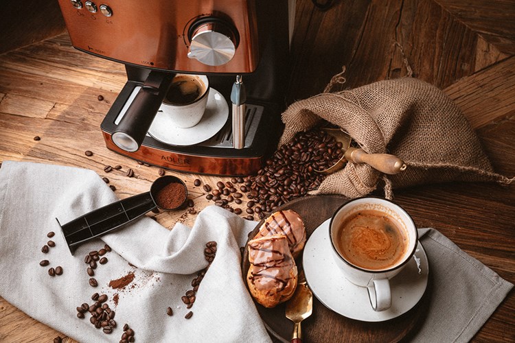 Ekspres ciśnieniowy Adler AD 4404cr (850W; kolor miedziany) - obrazek 6