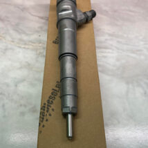 Wtryskiwacz – BMW 320d E90 2.0d – 0445110338