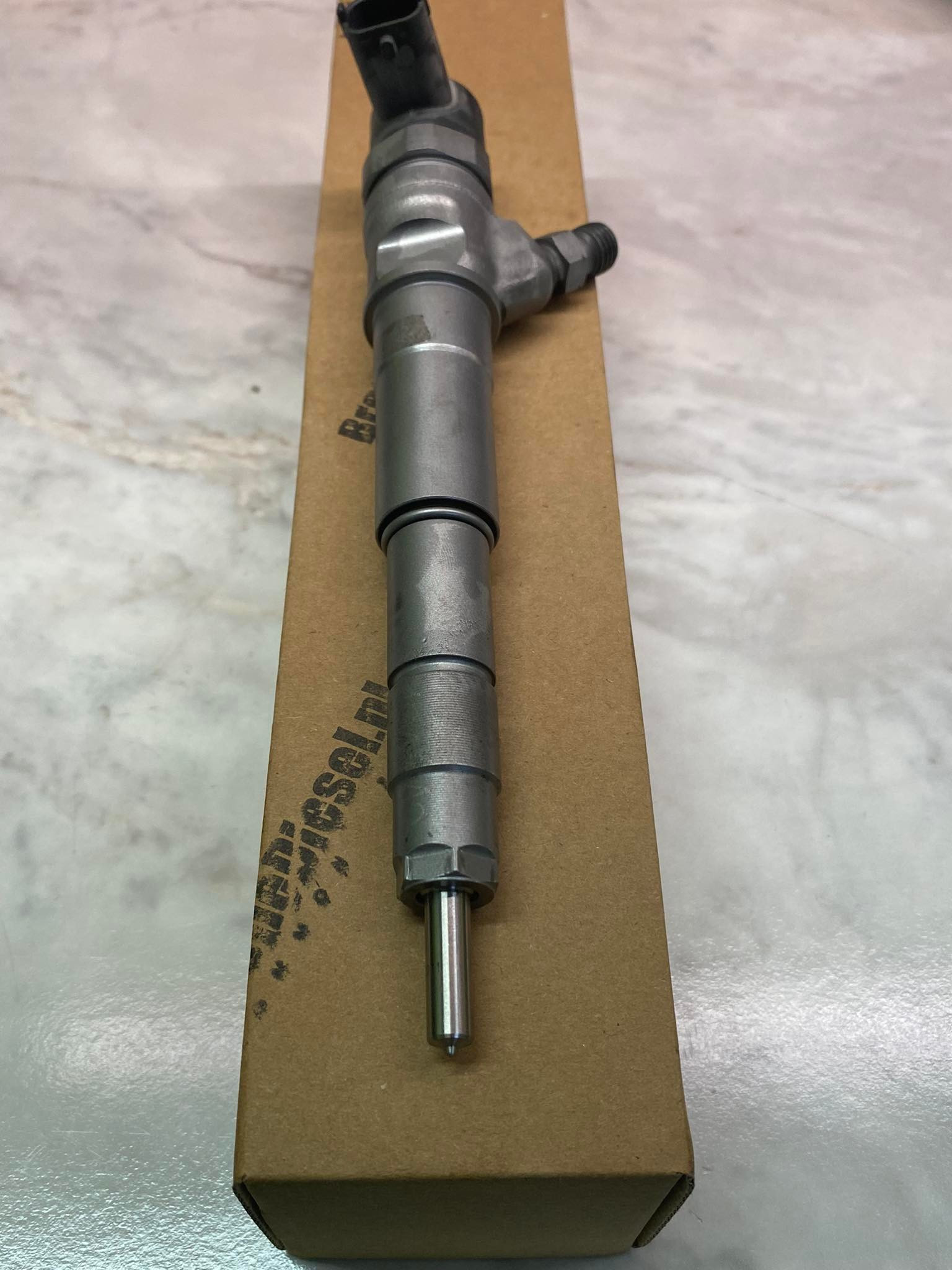 Wtryskiwacz – BMW 320d E90 2.0d – 0445110338