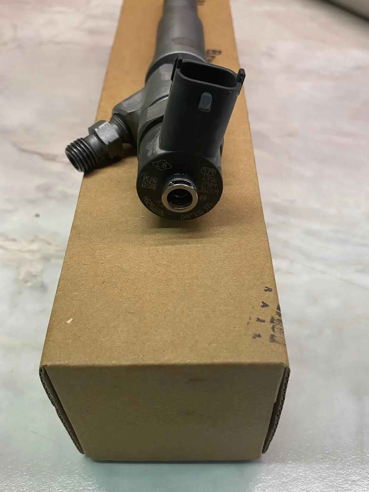 Wtryskiwacz Renault Master 2.3 dCi - 0445110634