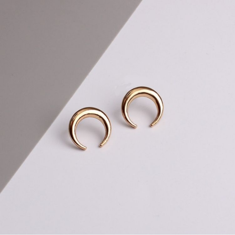 KOLCZYKI przy uchu K690Z