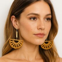 Kolczyki wiszące duże drewniane półkola K1080