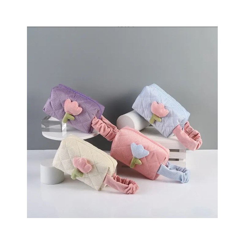 Kosmetyczka z motywem tulipana, pikowana podłużna KS101WZ2 - obrazek 4