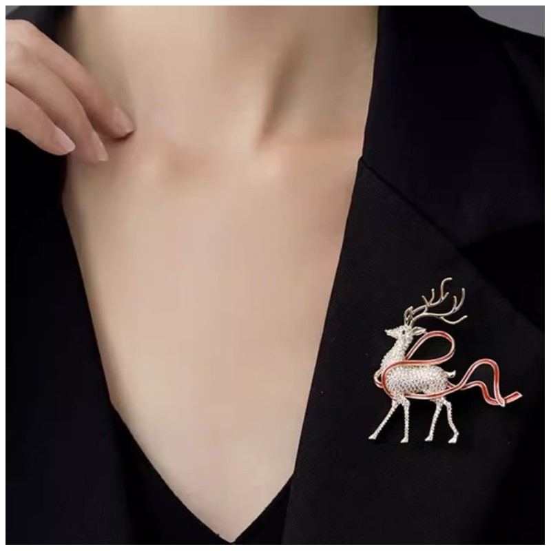 Broszka ozdobna elegancka z cyrkoniami jelonek BZ183 - obrazek 3