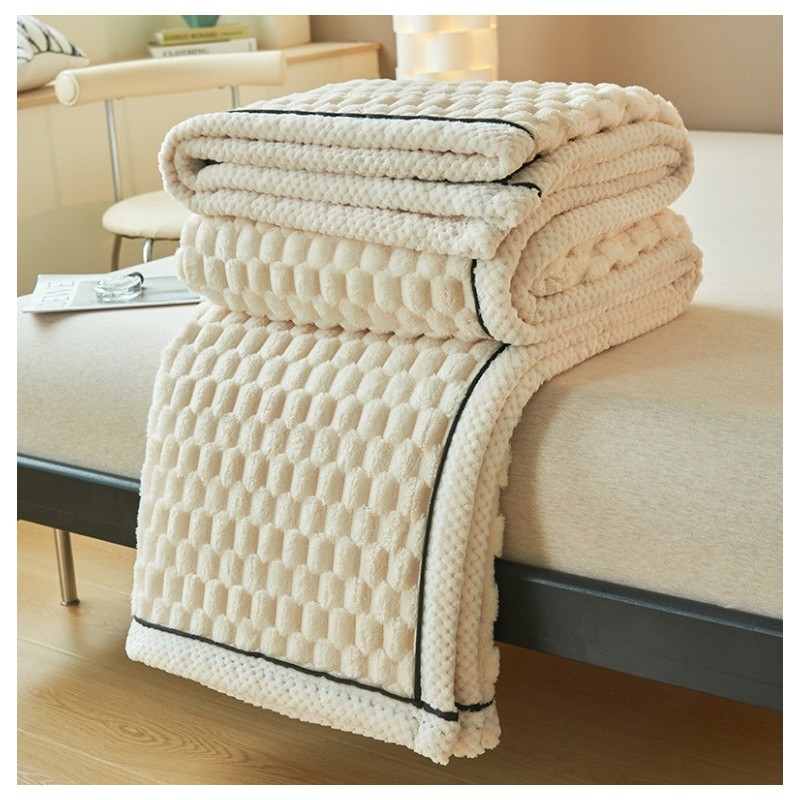 Mięciutki koc XL PLUSZ 180x200cm GRUBY MIĘKKI NARZUTA kremowy KOC16 - obrazek 3