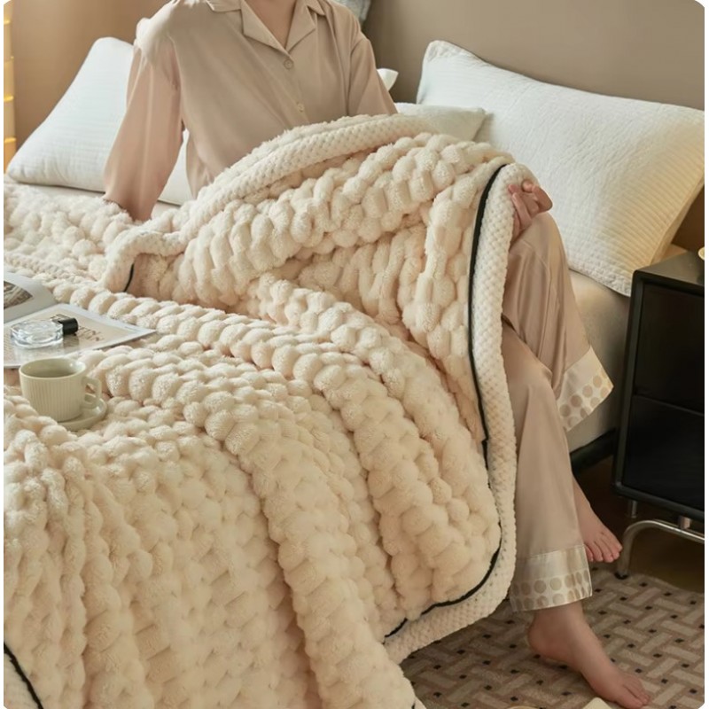 Mięciutki koc XL PLUSZ 180x200cm GRUBY MIĘKKI NARZUTA kremowy KOC16 - obrazek 6