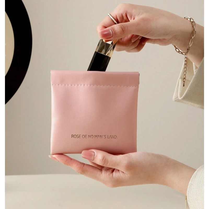 Organizer na wkładki higieniczne, elegancka saszetka do torebki, ekoskóra ORM34R - obrazek 4