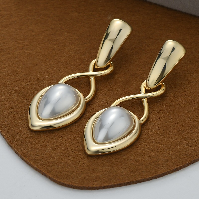 Kolczyki wiszące ze stali szlachetnej platerowane 14k złotem, sztyft srebro S925, perły KST3340 - obrazek 3