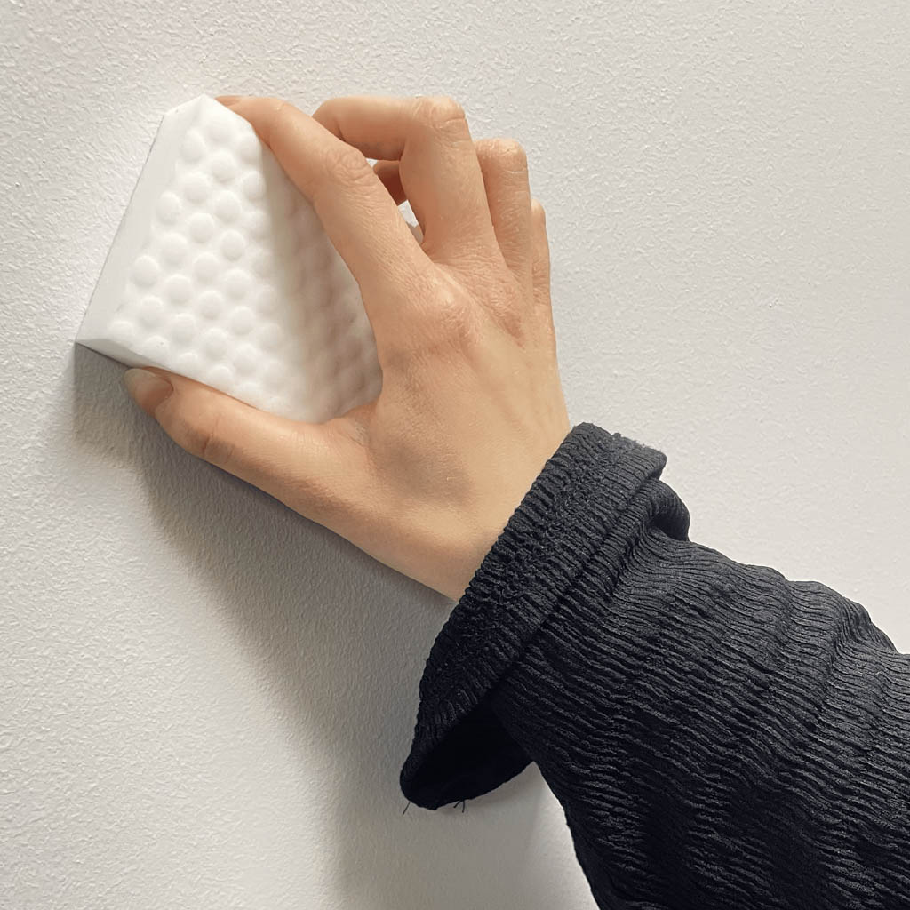 Magiczna gąbka z melaminy usuwa trudne plamy - obrazek 7