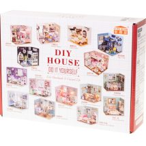 Domek dla lalek drewniany retro model DIY 3013 LED 13cm