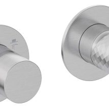 Bateria prysznicowa z przełącznikiem natrysku – pozioma