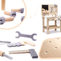 Warsztat z narzędziami drewniany na stoliku zestaw majsterkowicza