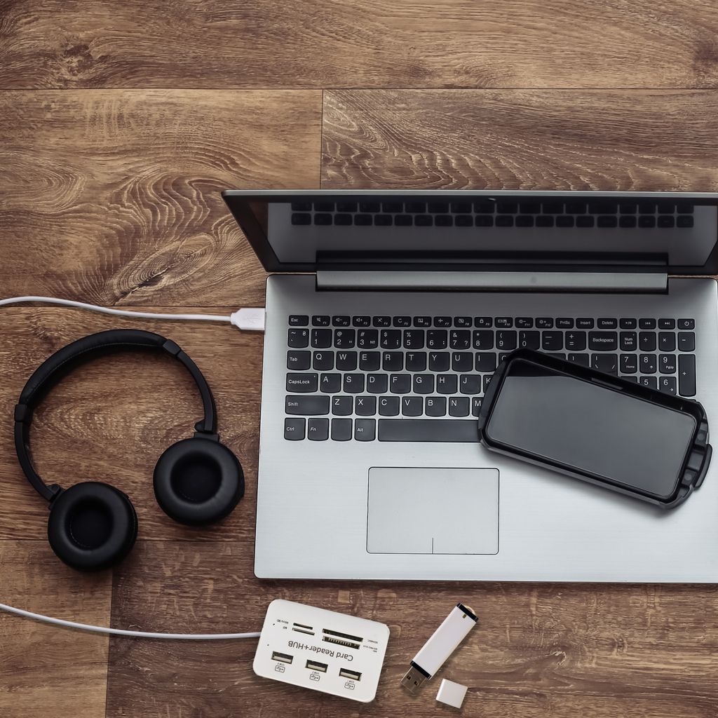 Jak wybrać elektronikę, która posłuży Ci przez lata? Poradnik zakupowy