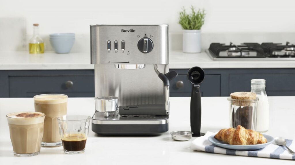 Małe AGD i elektronika użytkowa w nowoczesnej kuchni – przykład praktycznych rozwiązań