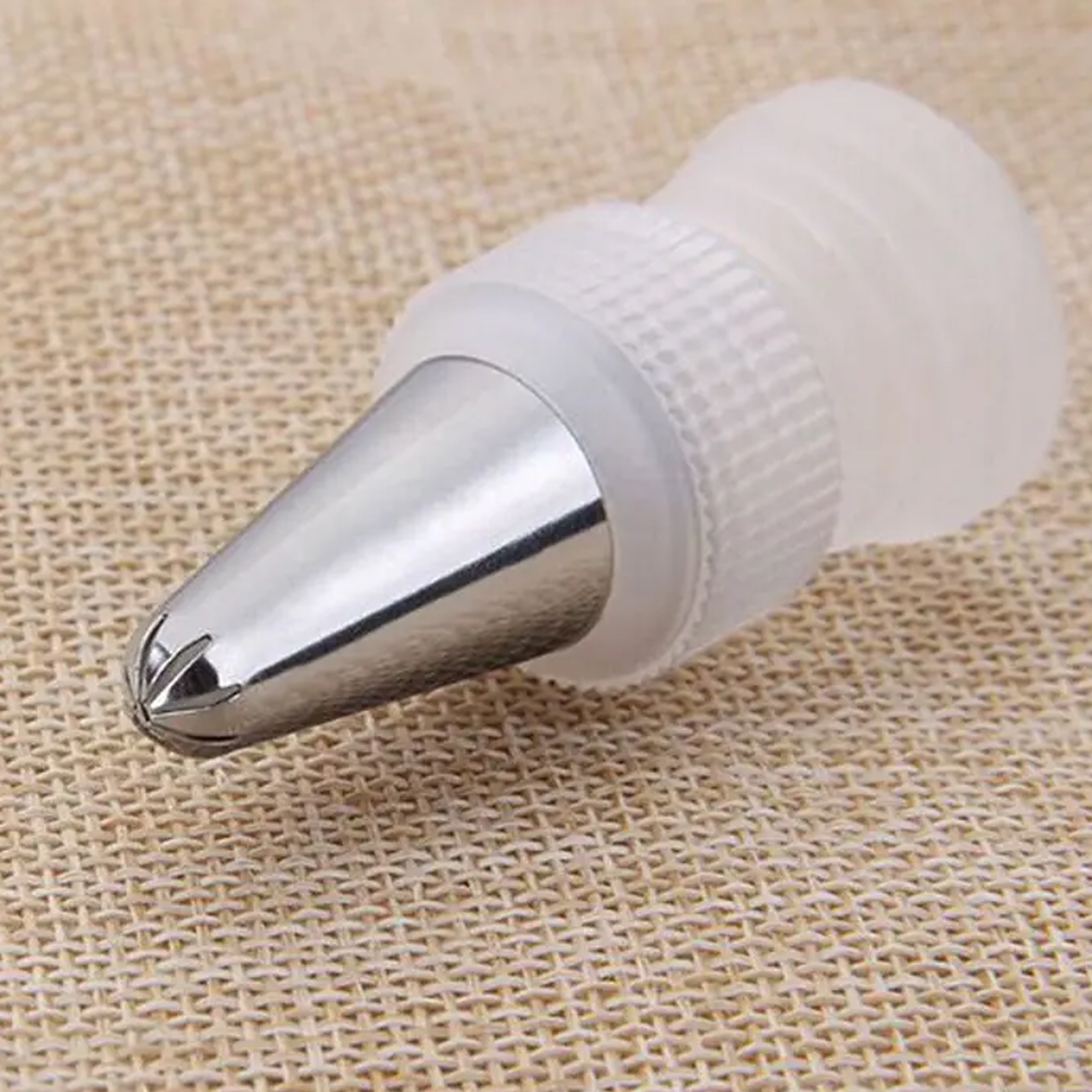 ZESTAW DUŻE TYLKI CUKIERNICZE 24x DO DEKORACJI TORTÓW I CIAST + ADAPTER