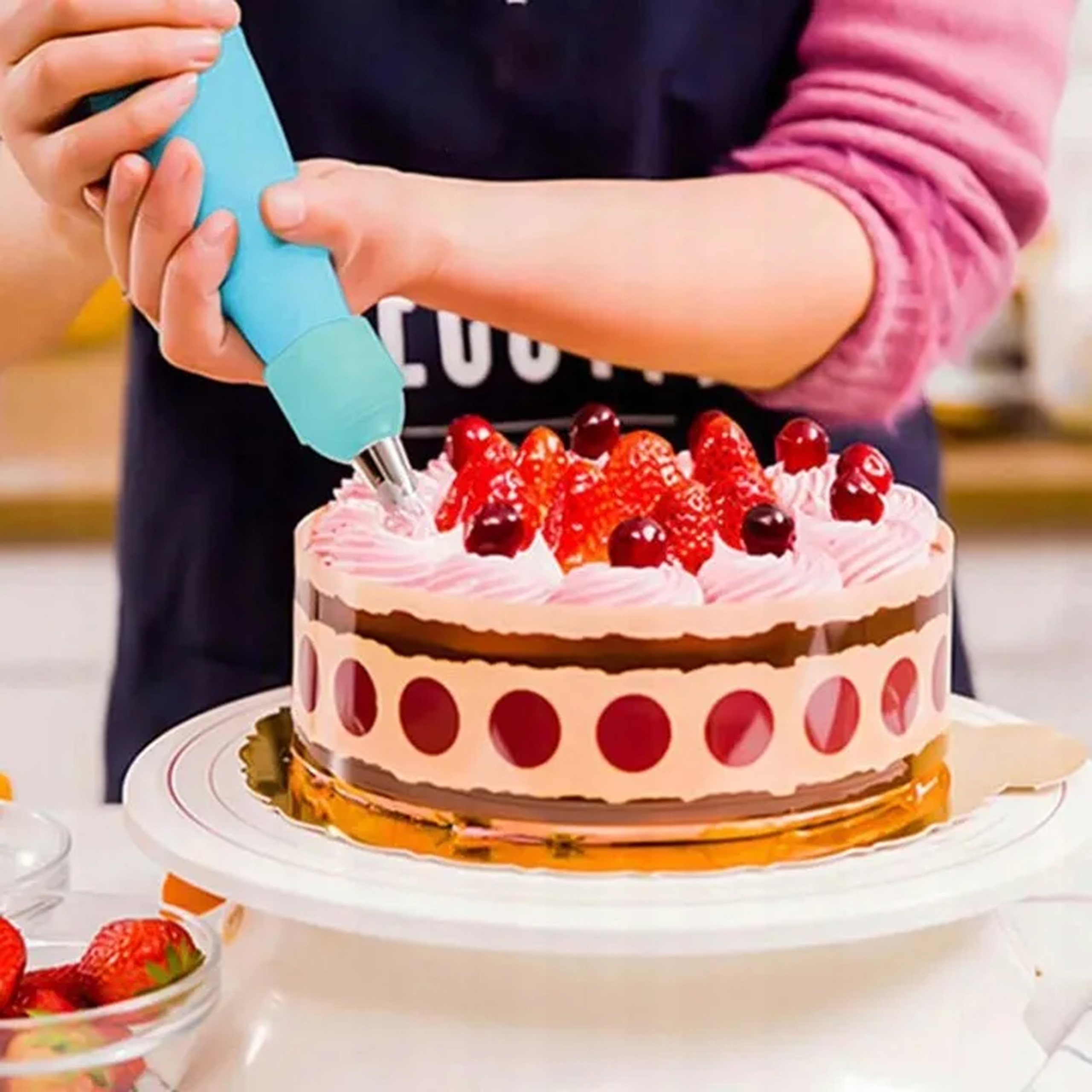 ZESTAW DUŻE TYLKI CUKIERNICZE 24x DO DEKORACJI TORTÓW I CIAST + ADAPTER - obrazek 4