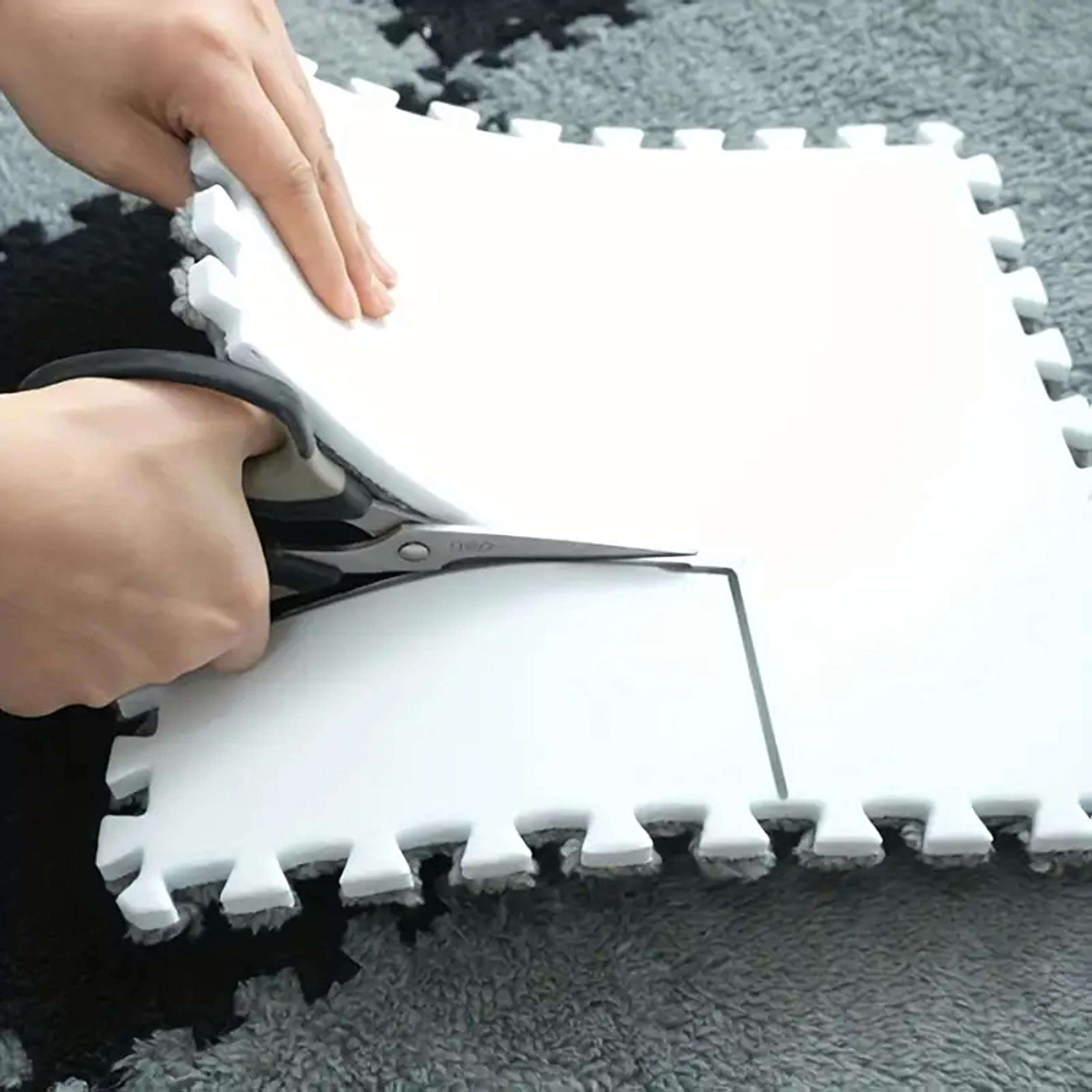 12x Puzzle Piankowe EVA Mata Pluszowa Dywan Podłogowa Czarne 30x30cm - obrazek 3