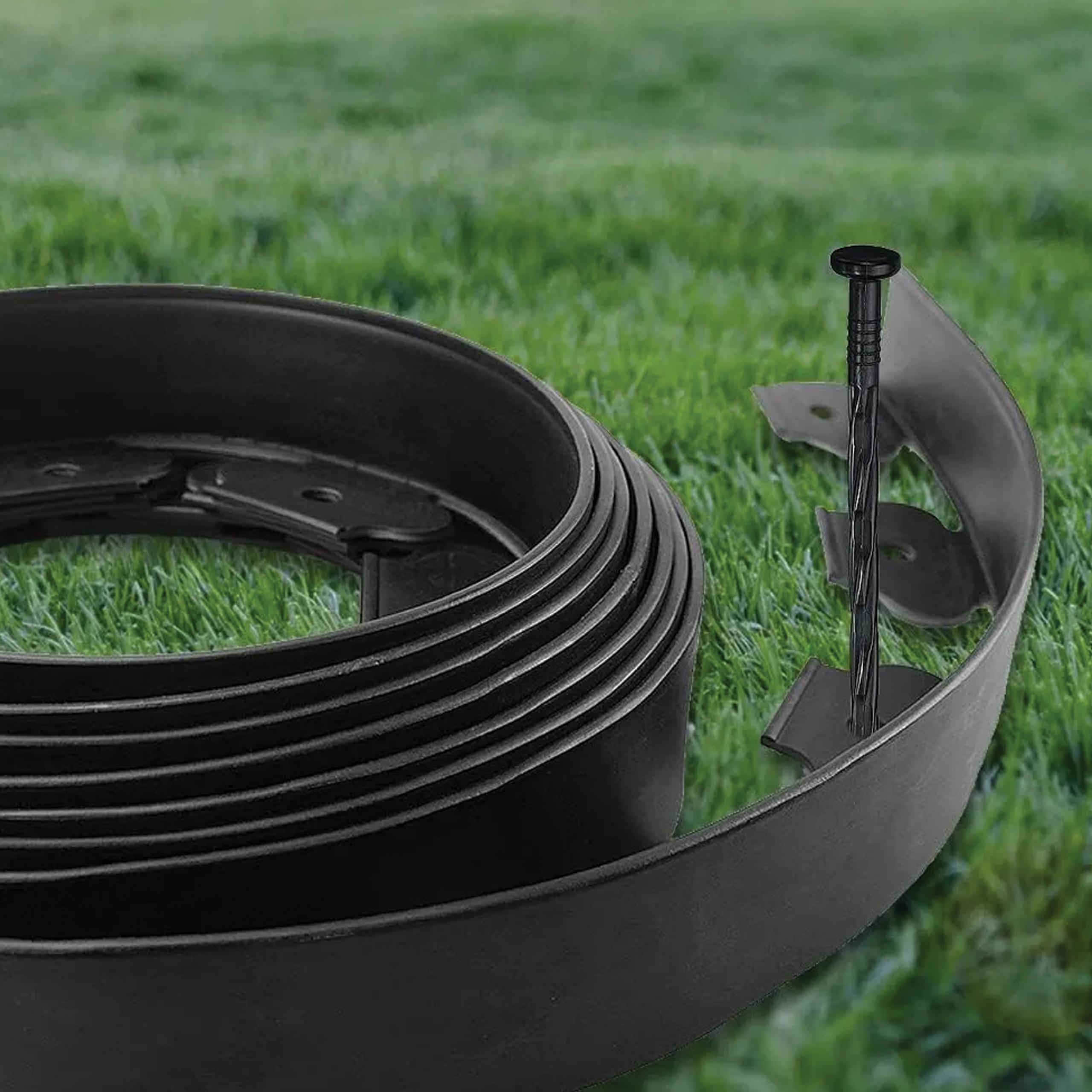 ZESTAW OBRZEŻE TRAWNIKOWE OGRODOWE 40x50x20m 30 KOŁKÓW KOTEW CZARNE - obrazek 6