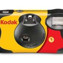 Kodak Aparat Jednorazowy Fun Saver, Aparat Cyfrowy, ISO 400, 27 zdjęć + FLASH z filmem kolorowym i lampą błyskową.