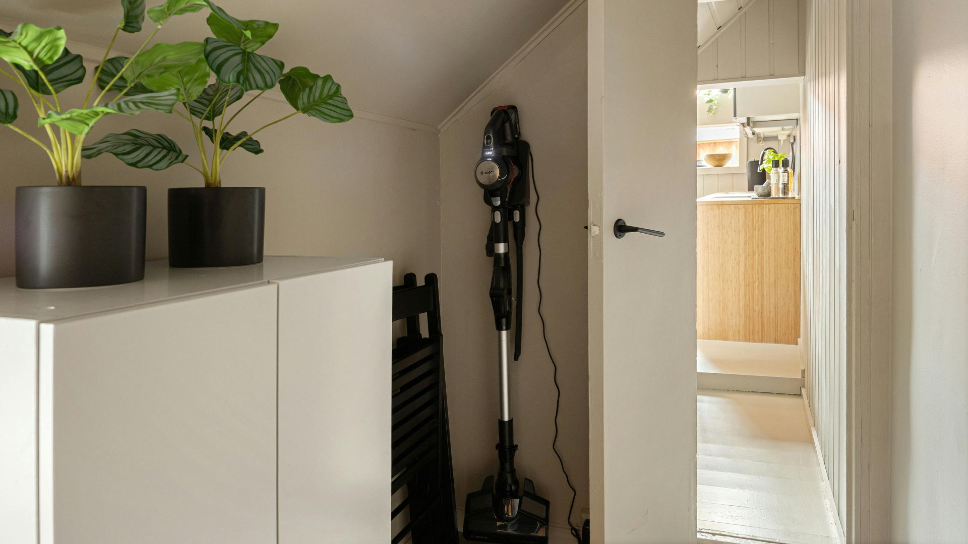 Jak tanio podnieść komfort mieszkania dzięki prostym gadżetom smart home? – Nowy Sącz