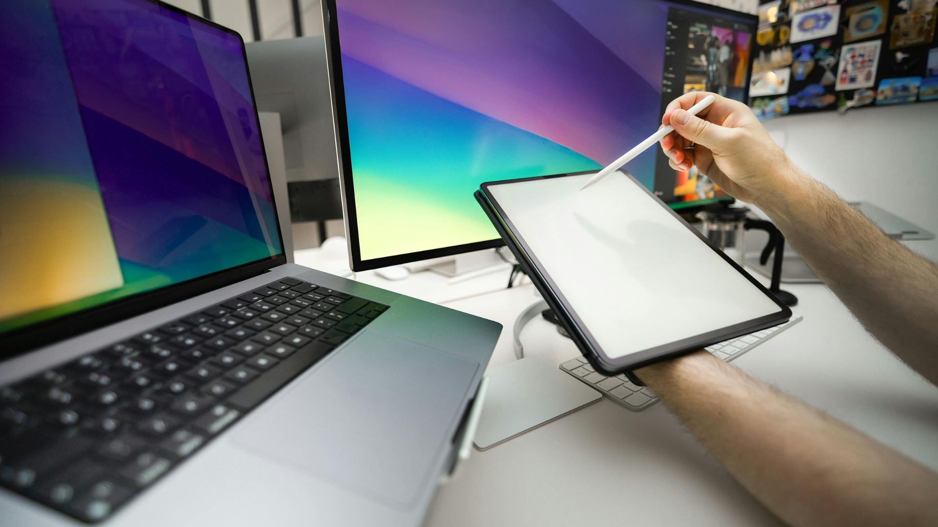 Jak zbudować budżetowe domowe kino: projektor, dźwięk i akcesoria bez remontu? – Rzeszów