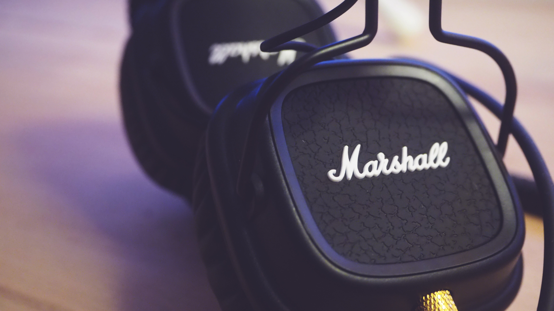 Jak zbudować budżetowe domowe kino: projektor, dźwięk i akcesoria bez remontu? – Nowy Sącz