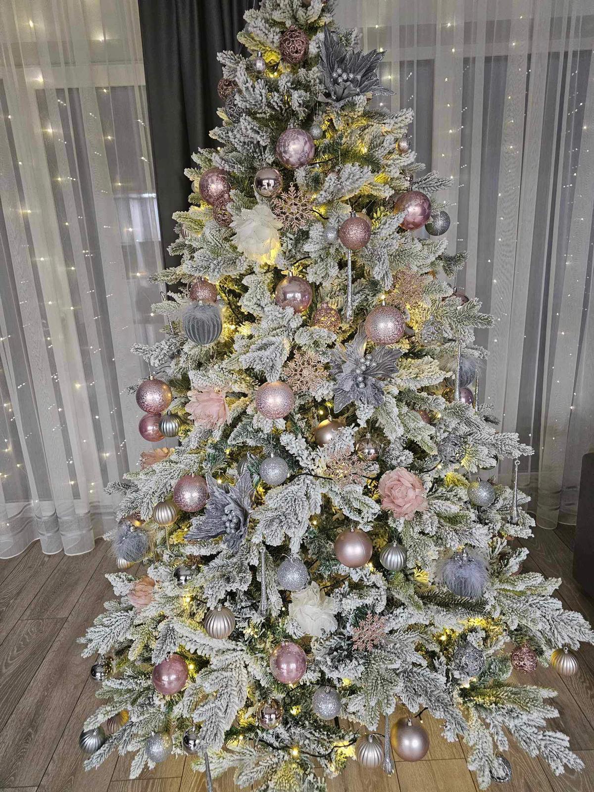 CHOINKA JAK PRAWDZIWA MOCNO OŚNIEŻONA JODŁA GĘSTA ŻYWA STOJAK 210CM PREMIUM - obrazek 7