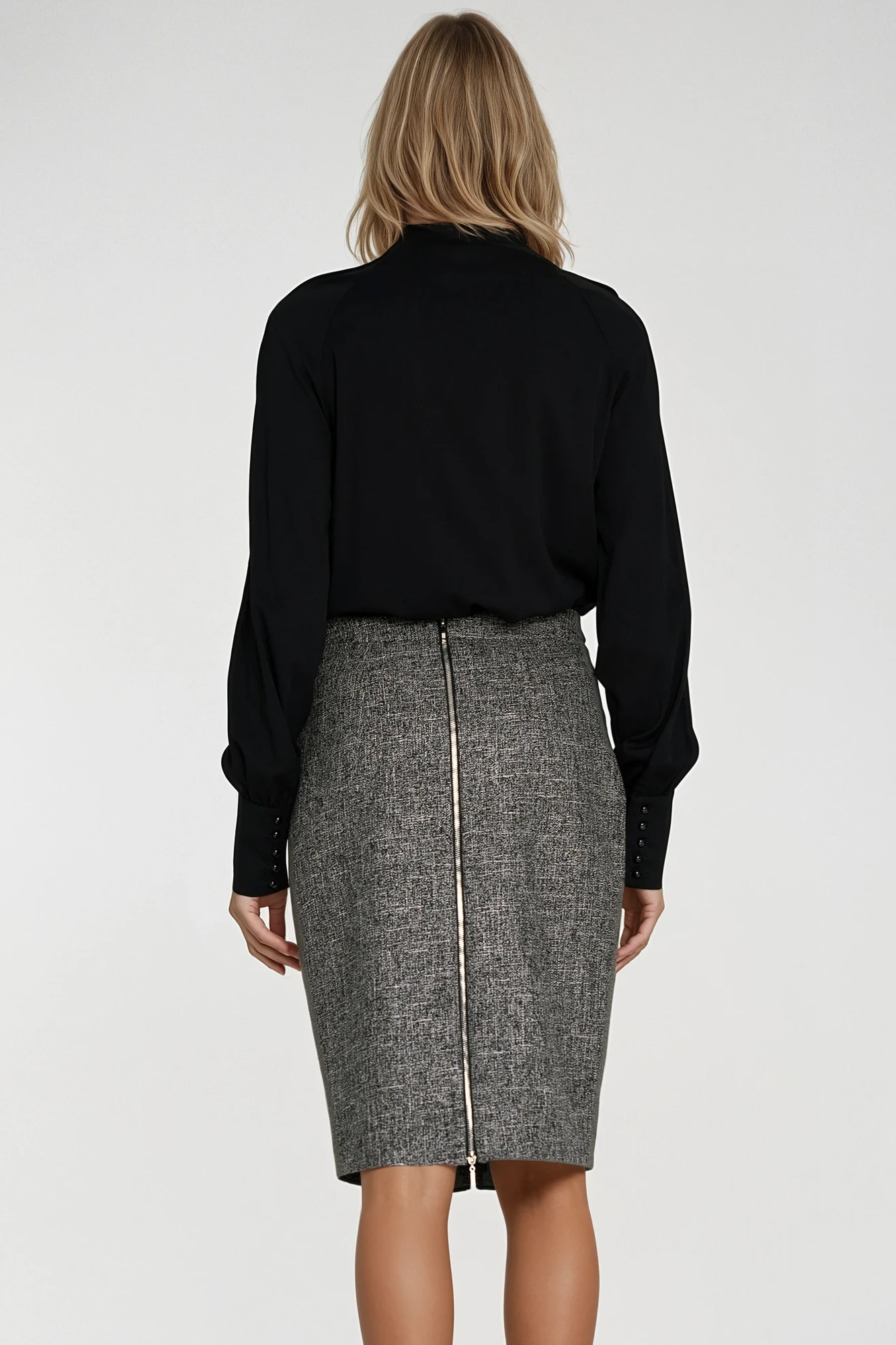 Wiskozowa bluzka z szarfą B204 Black - Nife - obrazek 5