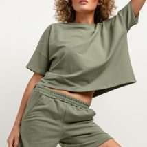 Szorty Damskie Model T385/8 Green – Tessita