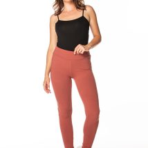 Spodnie Dresowe Model T370/10 Rudy – Tessita