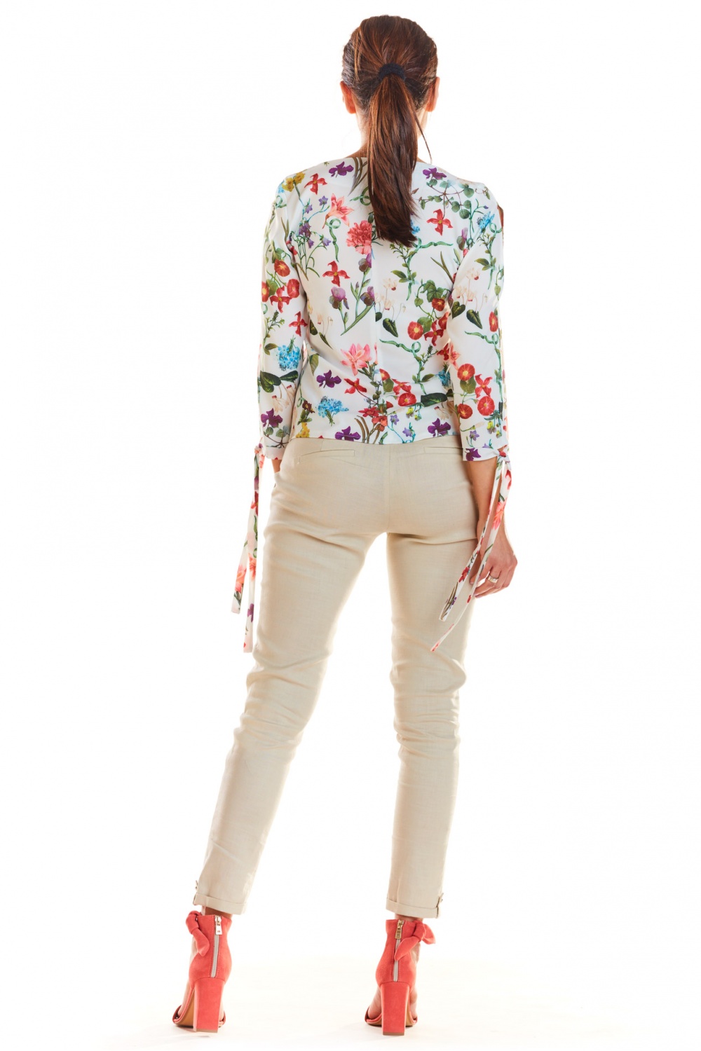 Bluzka Model M191 Flowers Ecru - Infinite You - obrazek 4