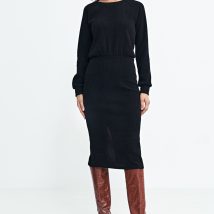 Sukienka z dzianiny prążkowanej z długim rękawem S260 Black – Nife