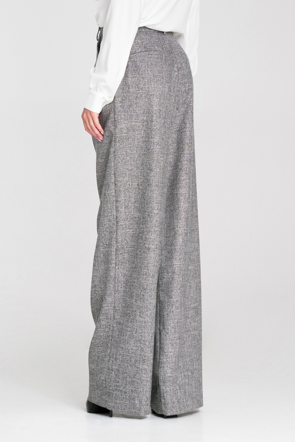 Spodnie z zakładkami wide leg SD116 Grey Melange - Nife - obrazek 4