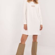 Sukienka Model RV-SK-A-165.61 Ecru – Relevance