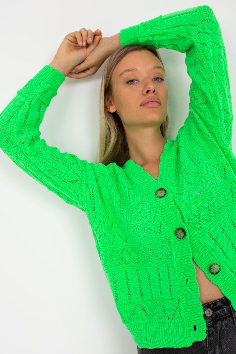 Sweter Damski Model LC-SW-8022.04P Fluo Green - Rue Paris - obrazek 3