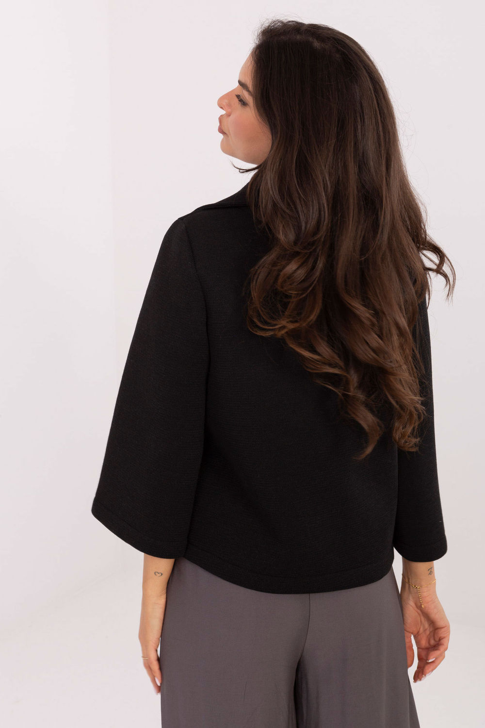 Płaszcz Damski Model IT-KR-FL8159.24 Black - Rue Paris - obrazek 4