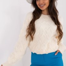 Sweter Damski Model AT-SW-2361.61 Ecru – AT