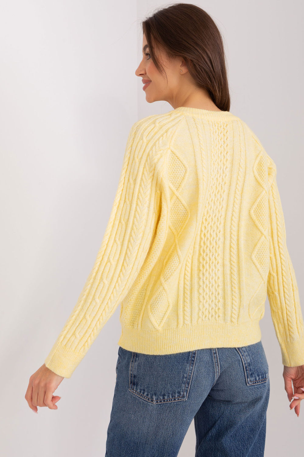 Sweter Damski Model AT-SW-2346-2.99P Light Yellow - AT - obrazek 4