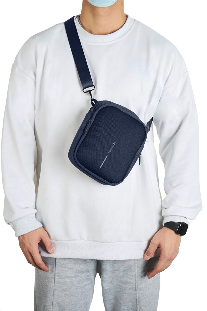 Szaszetka XD DESIGN Boxy Sling Granatowy P705.955 - obrazek 3