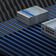 Teltonika TSW210 Nie zarządzany Gigabit Ethernet (10/100/1000) Aluminium