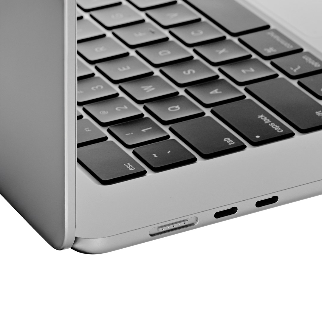 Apple MacBook Air 15,3"Retina 500nit M4 chip with 10-core CPU + 10-core GPU 16GB SSD256 2xTB4 BLKB 1Y Silver - obrazek 2