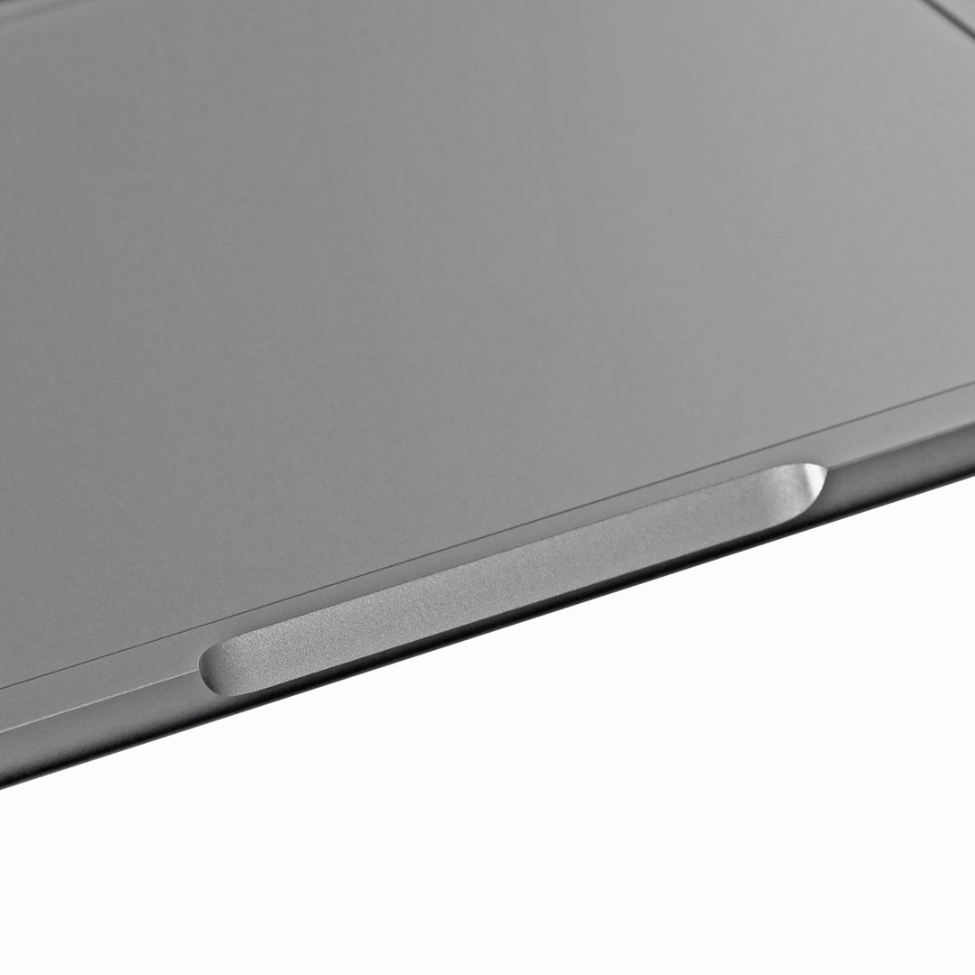 Apple MacBook Air 15,3"Retina 500nit M4 chip with 10-core CPU + 10-core GPU 16GB SSD256 2xTB4 BLKB 1Y Silver - obrazek 3