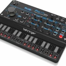 Behringer PRO-VS MINI Syntezator hybrydowy