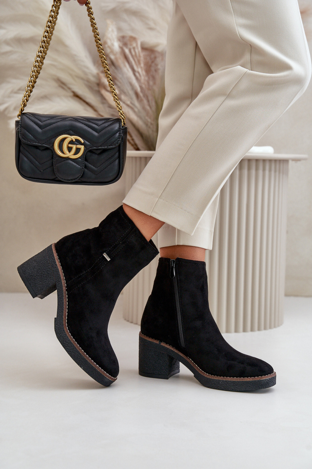 Botki Model Arkesia KE219 Black - Step in style - obrazek 3