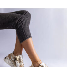 Beżowe sneakersy zdobione cyrkoniowym sznurkiem Valdeza – Solea