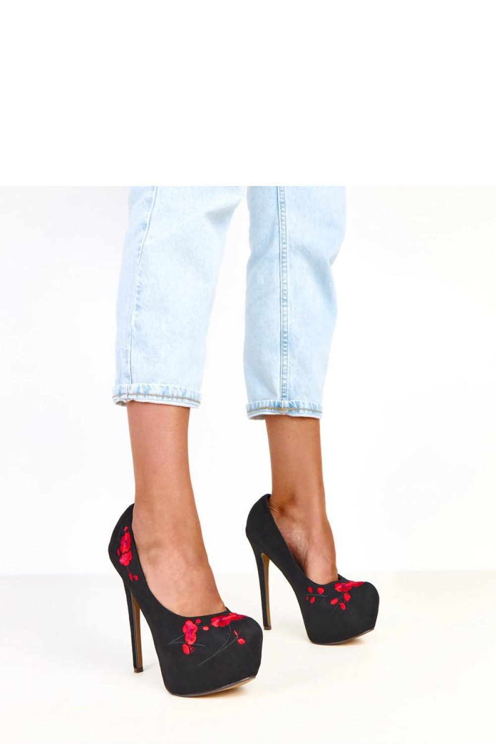 Szpilki Model Etilka AX-26 Black - Solea - obrazek 3