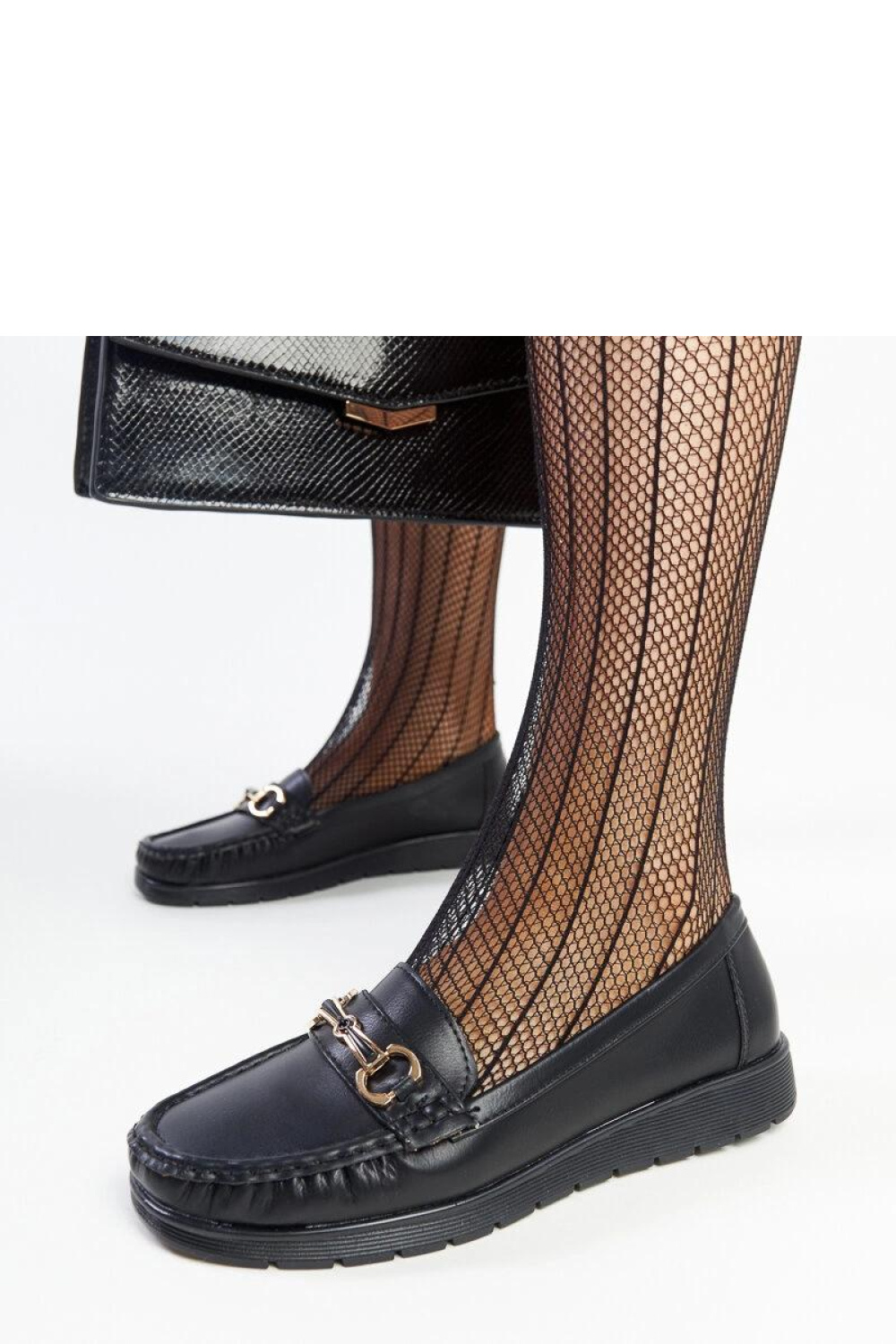 Czarne mokasyny z klamerką Anisah - Solea - obrazek 4