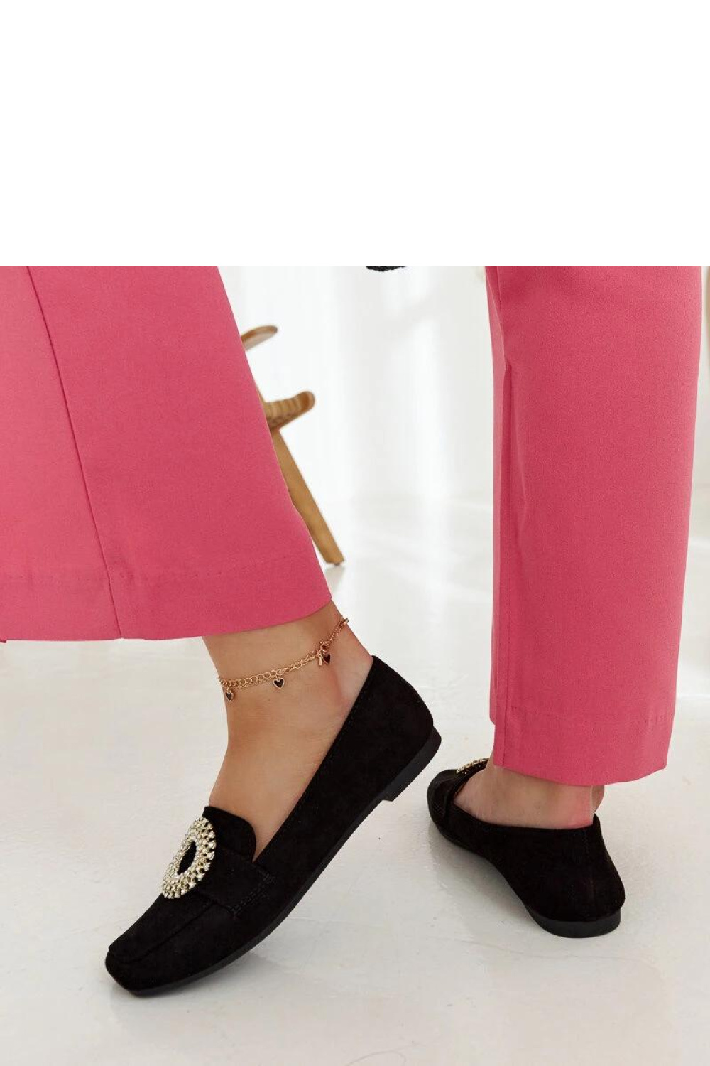 Czarne mokasyny zdobione cyrkoniami Celena - Solea - obrazek 4