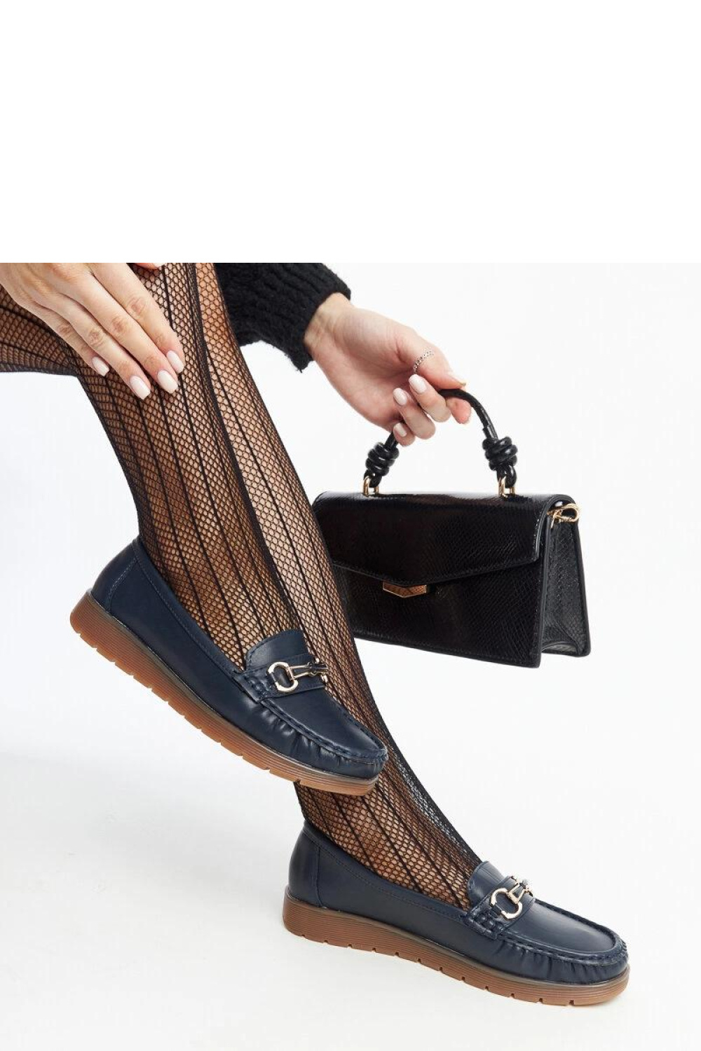 Granatowe mokasyny z klamerką Anisah - Solea - obrazek 2
