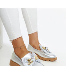 Srebrne mokasyny z ozdobną agrafką Bogumila – Solea